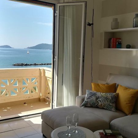Apartamento Il Faro Dei Poeti Lerici Exterior foto