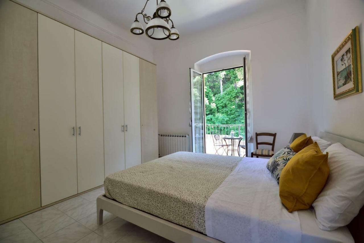 Apartamento Il Faro Dei Poeti Lerici Exterior foto